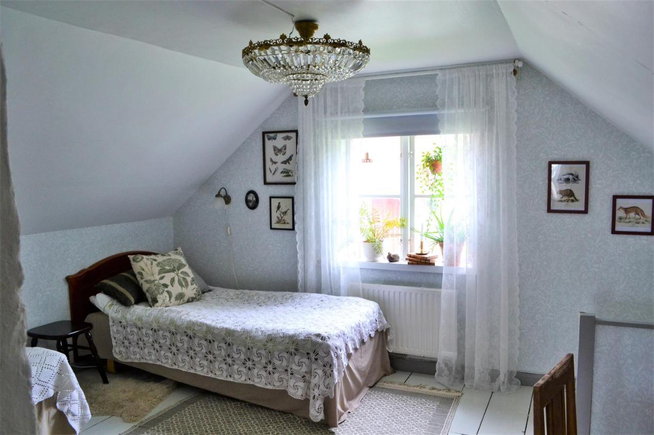 Rustik Stuga Med Lantlig Kaensla Naera Oerebro City Exteriér fotografie