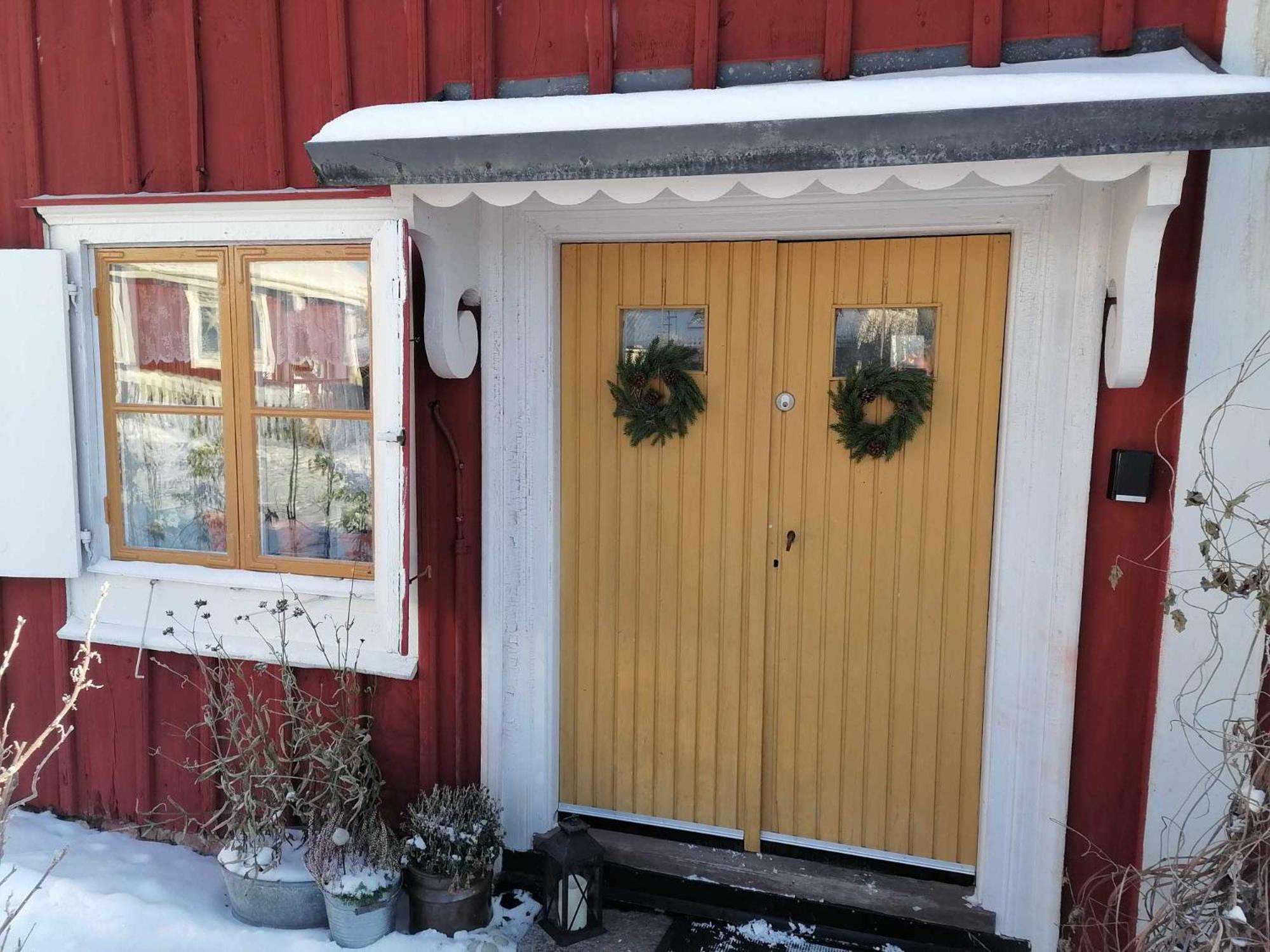 Rustik Stuga Med Lantlig Kaensla Naera Oerebro City Exteriér fotografie
